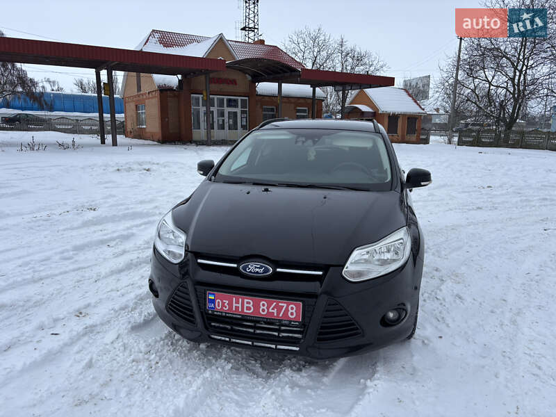 Універсал Ford Focus 2012 в Хоролі фото Універсал Ford Focus 2012 в Хоролі