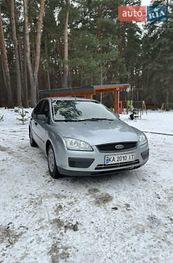Хэтчбек Ford Focus 2005 в Киеве