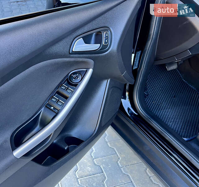 Седан Ford Focus 2016 в Одессе