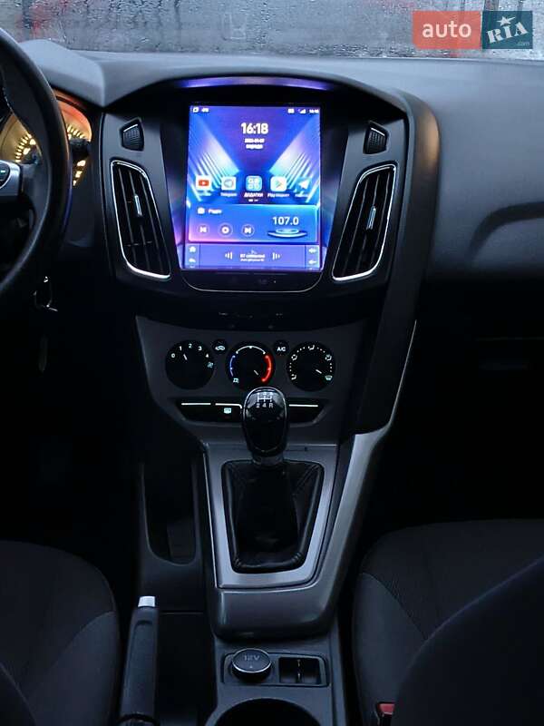 Хэтчбек Ford Focus 2013 в Киеве