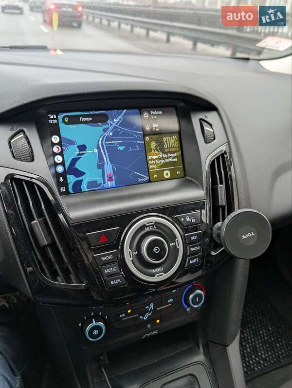 Седан Ford Focus 2015 в Києві