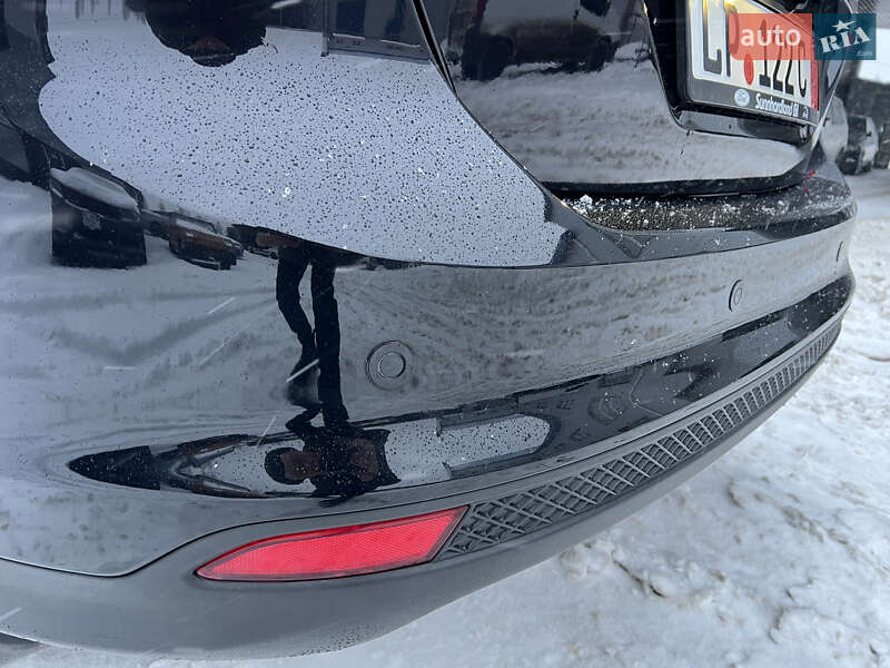 Хэтчбек Ford Focus 2012 в Житомире