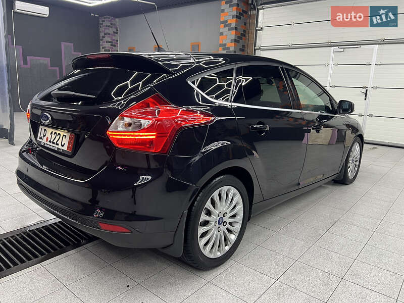 Хэтчбек Ford Focus 2012 в Житомире