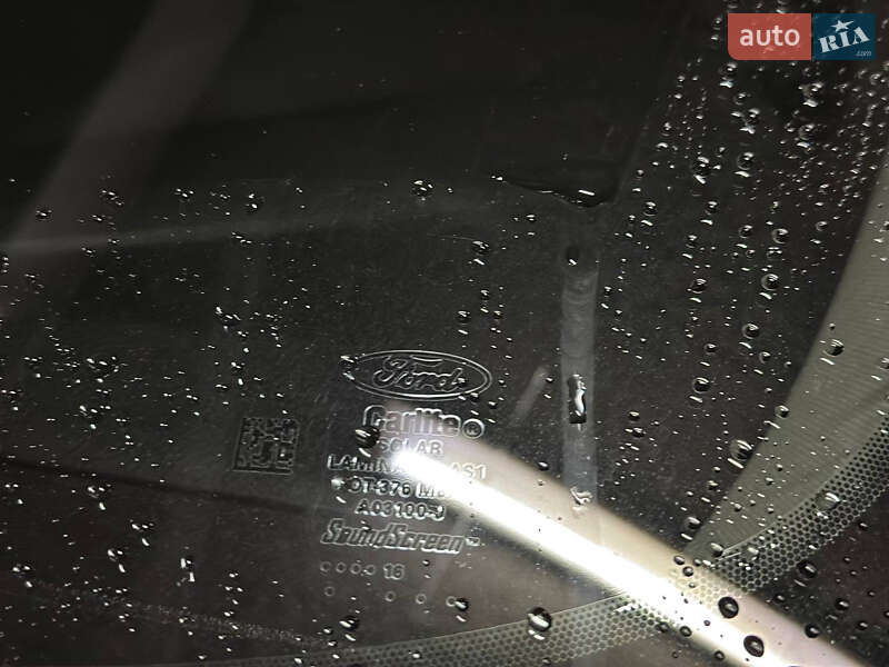 Хэтчбек Ford Focus 2016 в Днепре