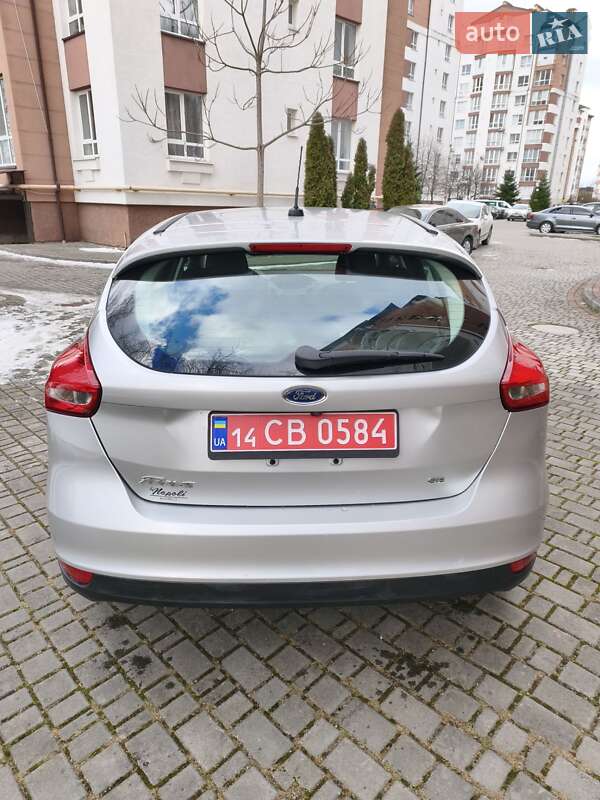 Хетчбек Ford Focus 2017 в Івано-Франківську