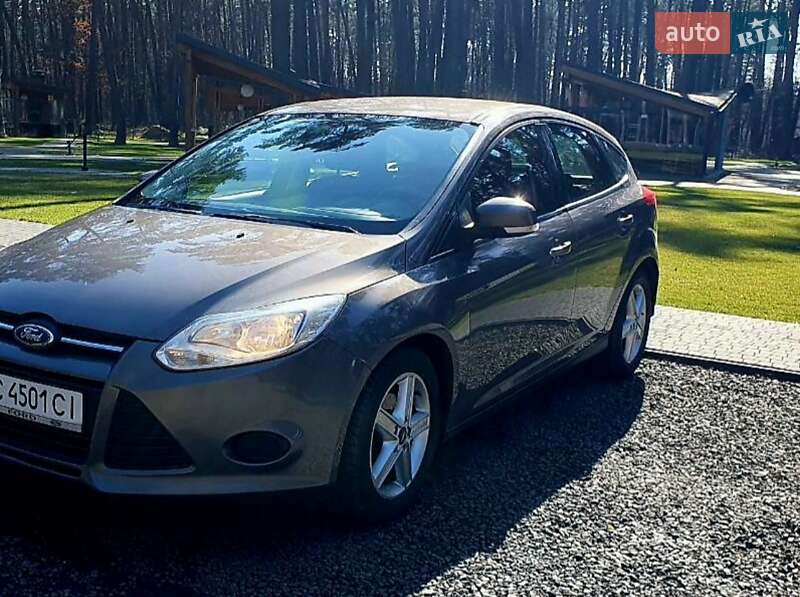 Хэтчбек Ford Focus 2013 в Луцке фото Хэтчбек Ford Focus 2013 в Луцке