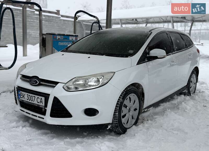 Ford Focus 2011