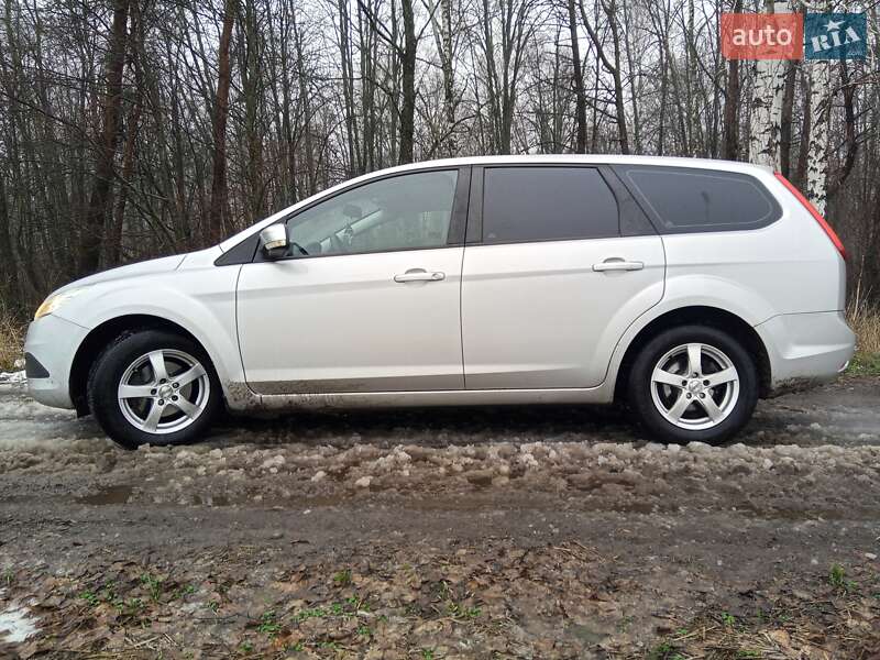 Универсал Ford Focus 2008 в Тростянце