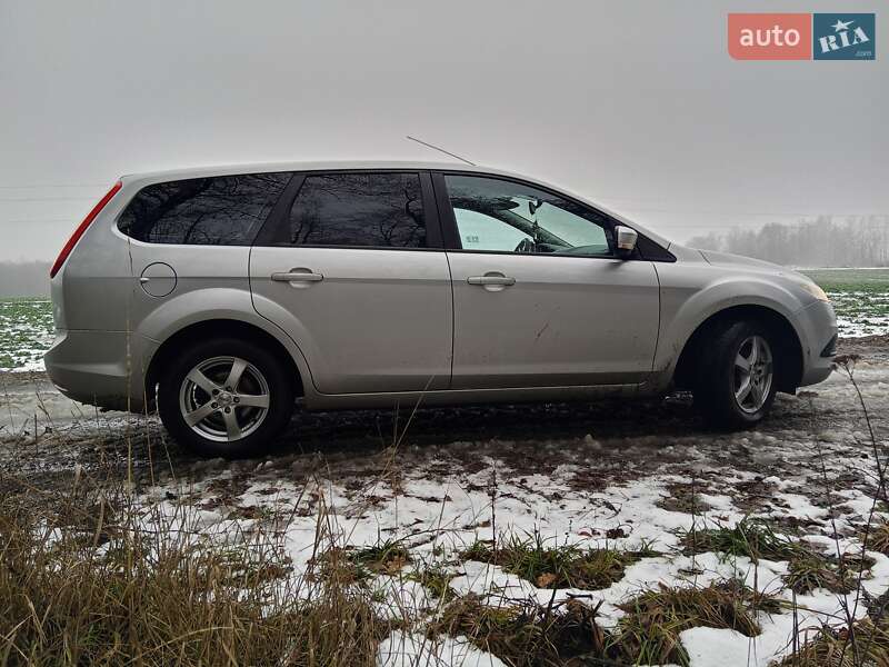 Универсал Ford Focus 2008 в Тростянце