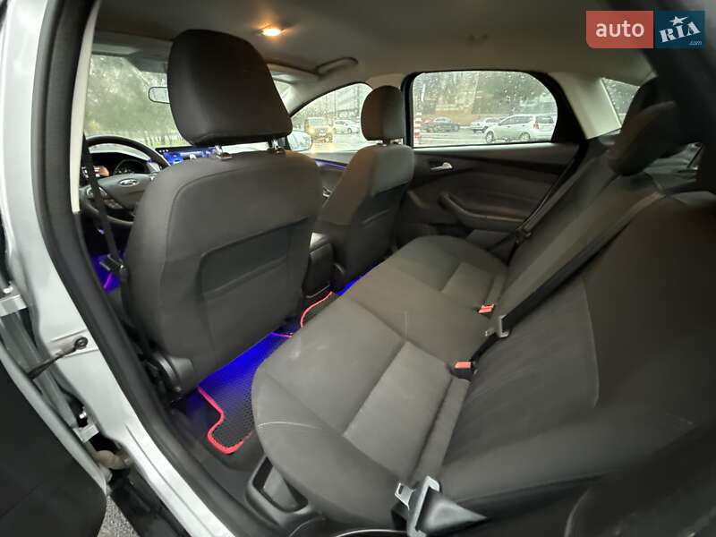 Седан Ford Focus 2017 в Одесі