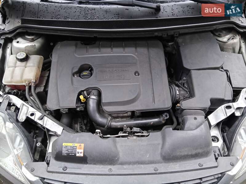 Универсал Ford Focus 2008 в Тростянце