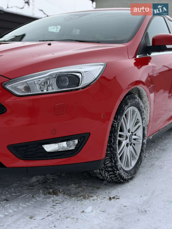 Универсал Ford Focus 2018 в Микулинцах