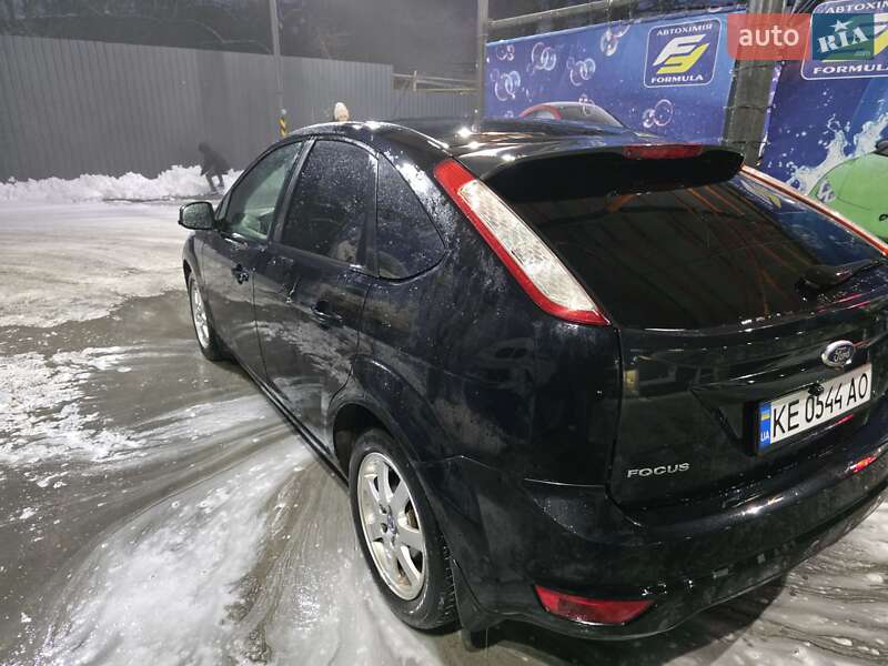 Хетчбек Ford Focus 2008 в Дніпрі