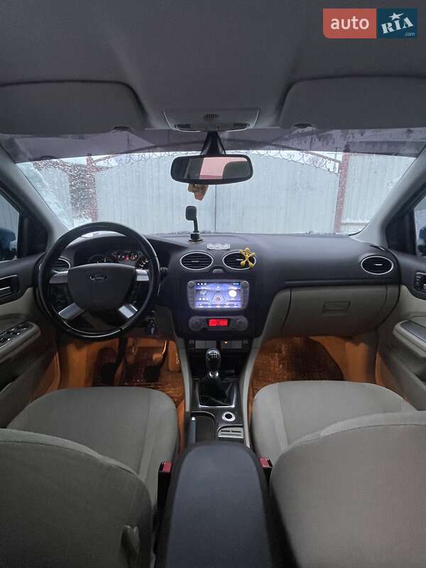 Универсал Ford Focus 2008 в Воловце