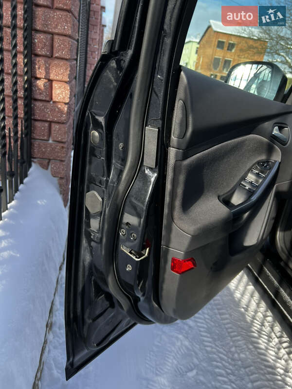 Универсал Ford Focus 2014 в Стрые