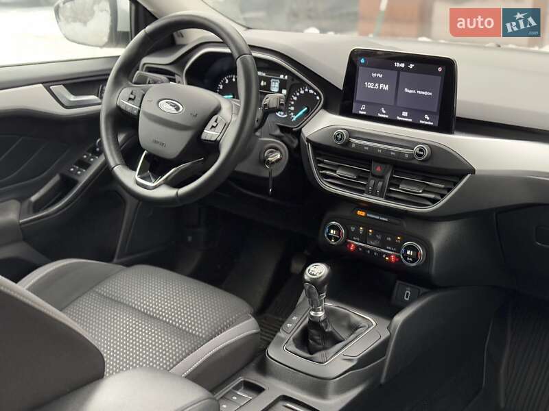 Хэтчбек Ford Focus 2020 в Киеве