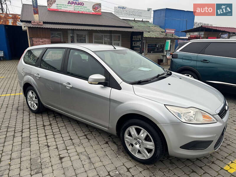 Универсал Ford Focus 2010 в Каменец-Подольском