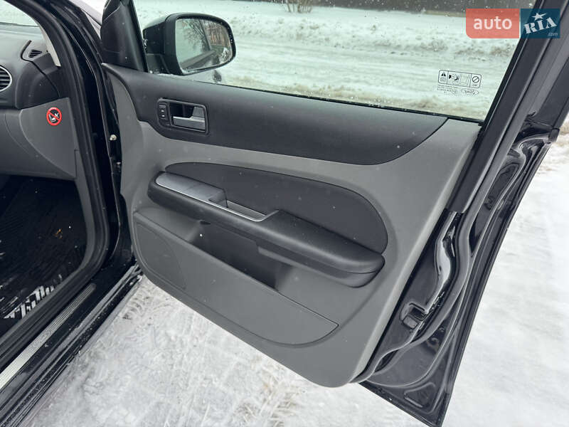 Хэтчбек Ford Focus 2008 в Умани