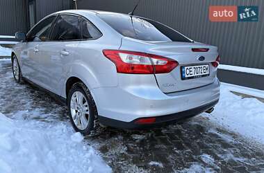 Седан Ford Focus 2012 в Чернівцях