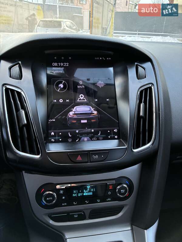 Седан Ford Focus 2012 в Черновцах