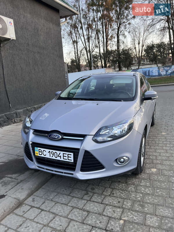 Хэтчбек Ford Focus 2013 в Львове