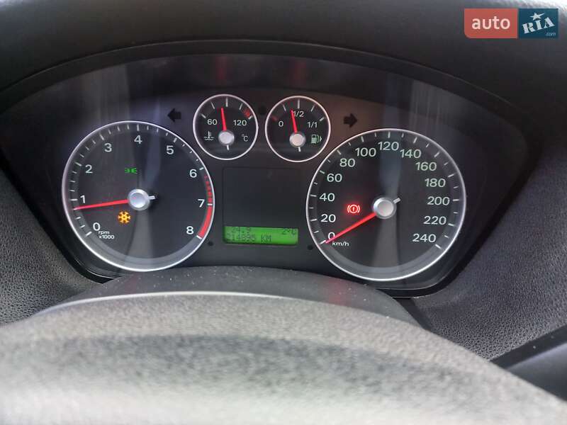 Седан Ford Focus 2006 в Одессе