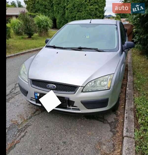 Седан Ford Focus 2005 в Хусте