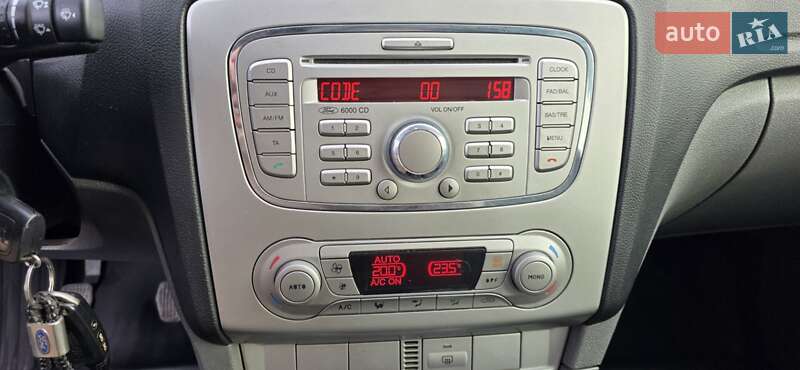 Хетчбек Ford Focus 2008 в Херсоні