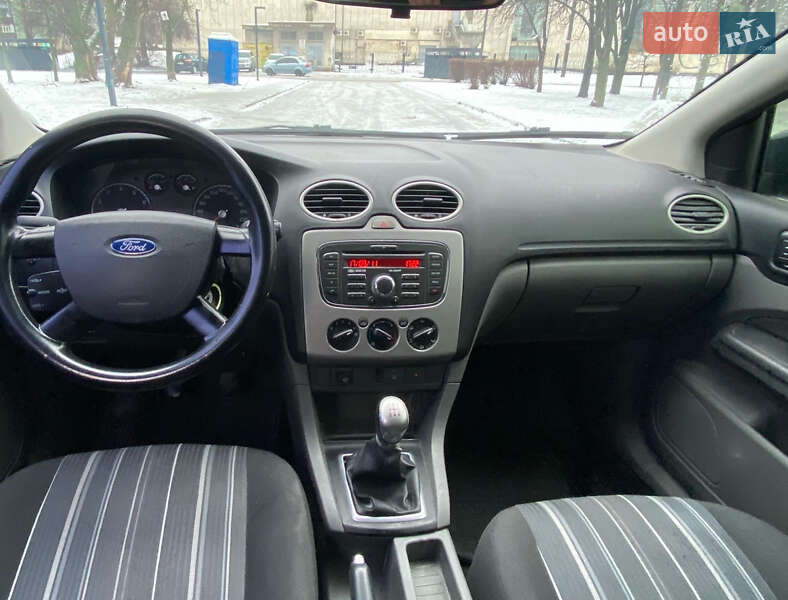 Хэтчбек Ford Focus 2011 в Днепре фото 13 Хэтчбек Ford Focus 2011 в Днепре