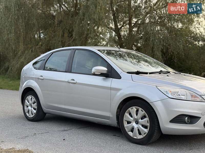 Хэтчбек Ford Focus 2011 в Тернополе
