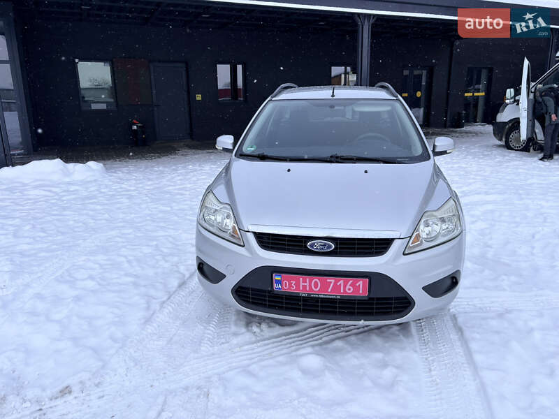 Универсал Ford Focus 2008 в Нововолынске