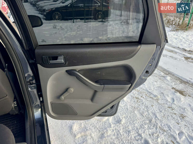 Универсал Ford Focus 2008 в Киеве