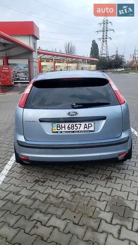 Хэтчбек Ford Focus 2006 в Виннице