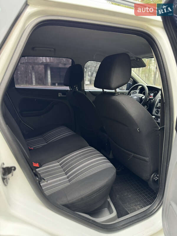 Універсал Ford Focus 2010 в Ободівці