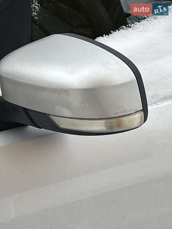 Хетчбек Ford Focus 2008 в Дніпрі