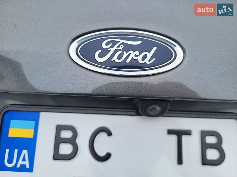 Седан Ford Focus 2018 в Львові