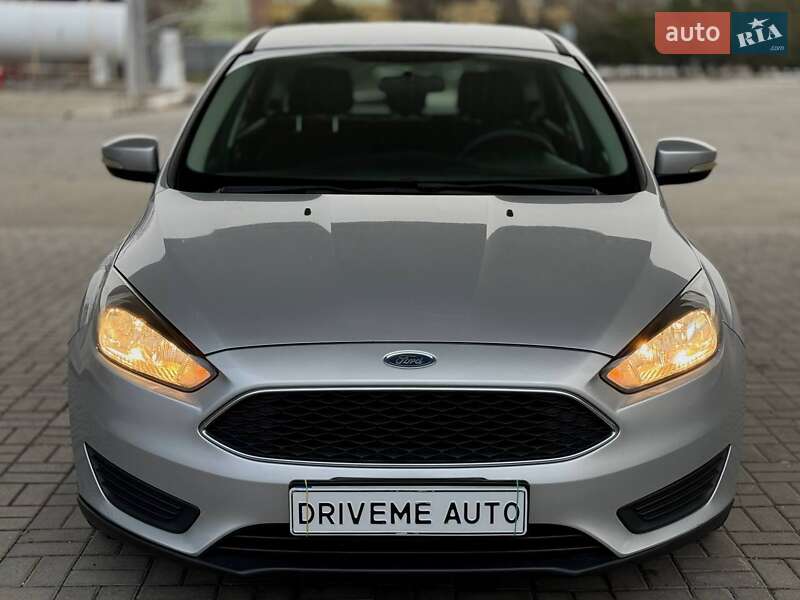 Хэтчбек Ford Focus 2015 в Днепре
