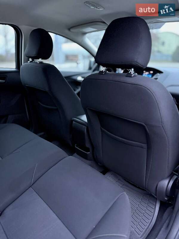 Хэтчбек Ford Focus 2015 в Днепре
