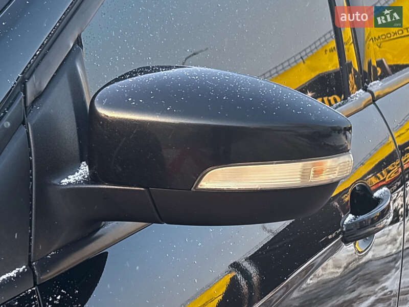 Седан Ford Focus 2015 в Киеве