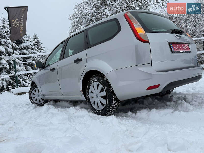 Універсал Ford Focus 2008 в Дрогобичі