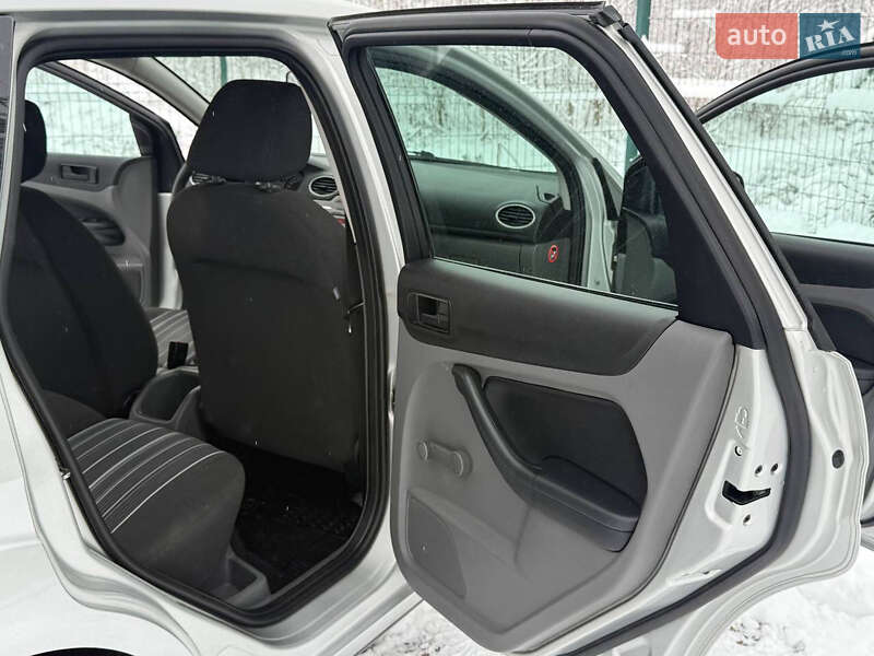 Універсал Ford Focus 2008 в Дрогобичі