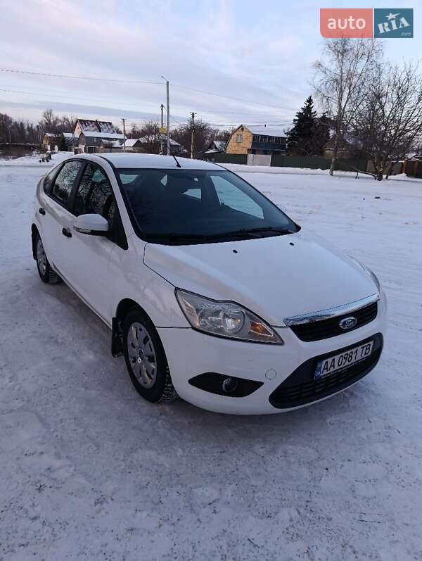 Хэтчбек Ford Focus 2011 в Броварах