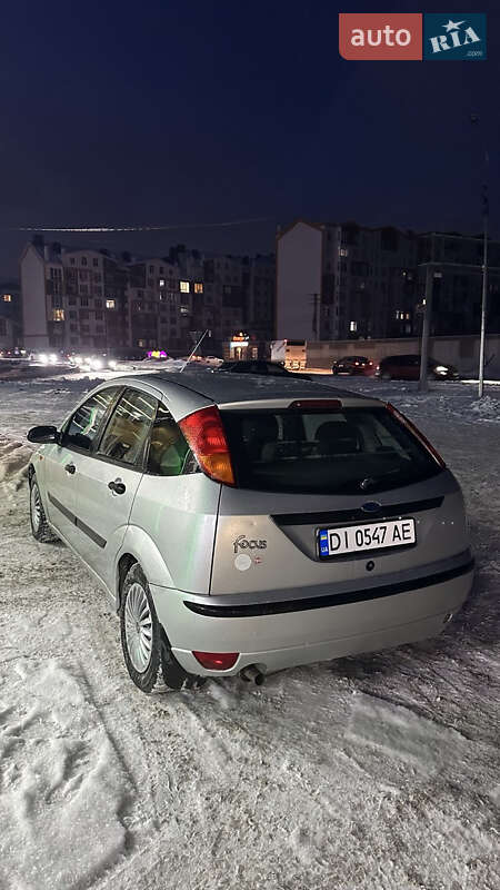 Хэтчбек Ford Focus 2004 в Киеве