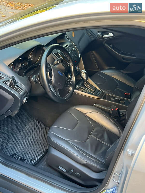 Хетчбек Ford Focus 2015 в Одесі