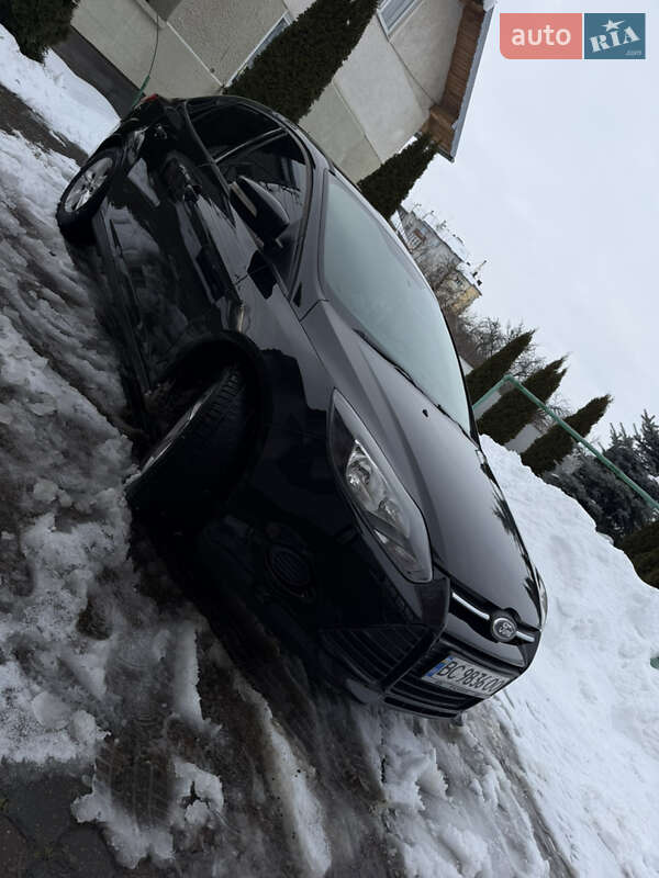 Седан Ford Focus 2013 в Стрые