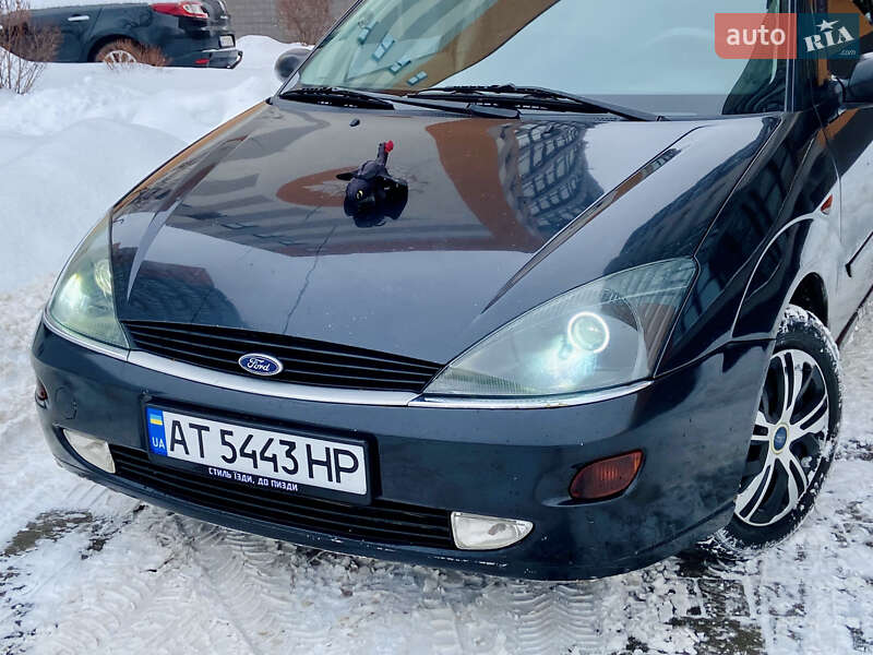 Хетчбек Ford Focus 2000 в Івано-Франківську
