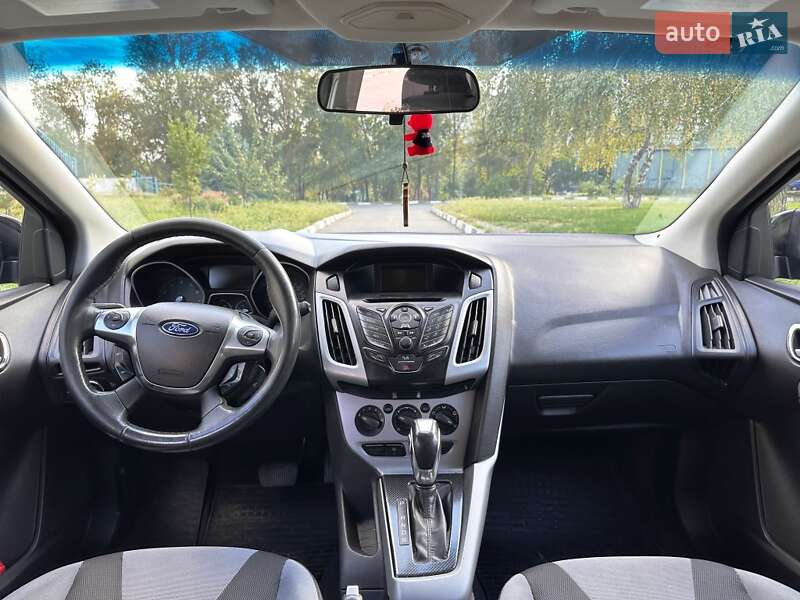 Хэтчбек Ford Focus 2012 в Запорожье