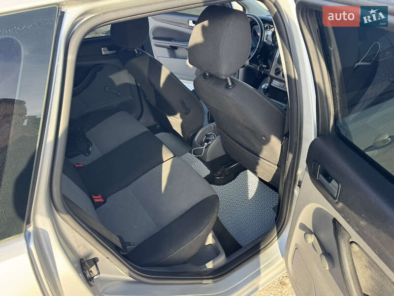 Универсал Ford Focus 2010 в Житомире