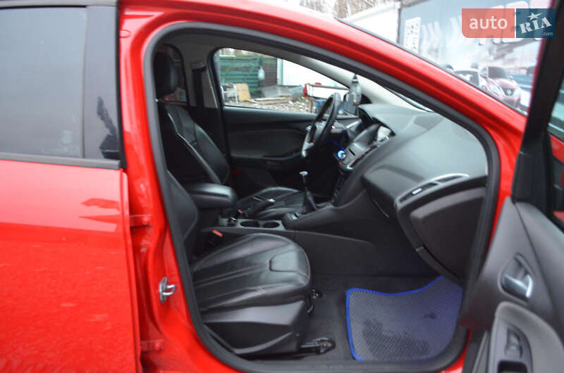 Хетчбек Ford Focus 2014 в Києві фото 22 Хетчбек Ford Focus 2014 в Києві