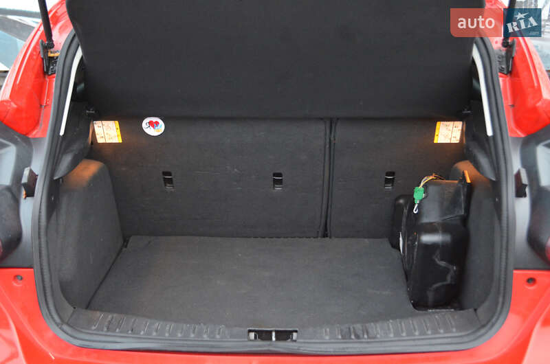 Хетчбек Ford Focus 2014 в Києві фото 28 Хетчбек Ford Focus 2014 в Києві